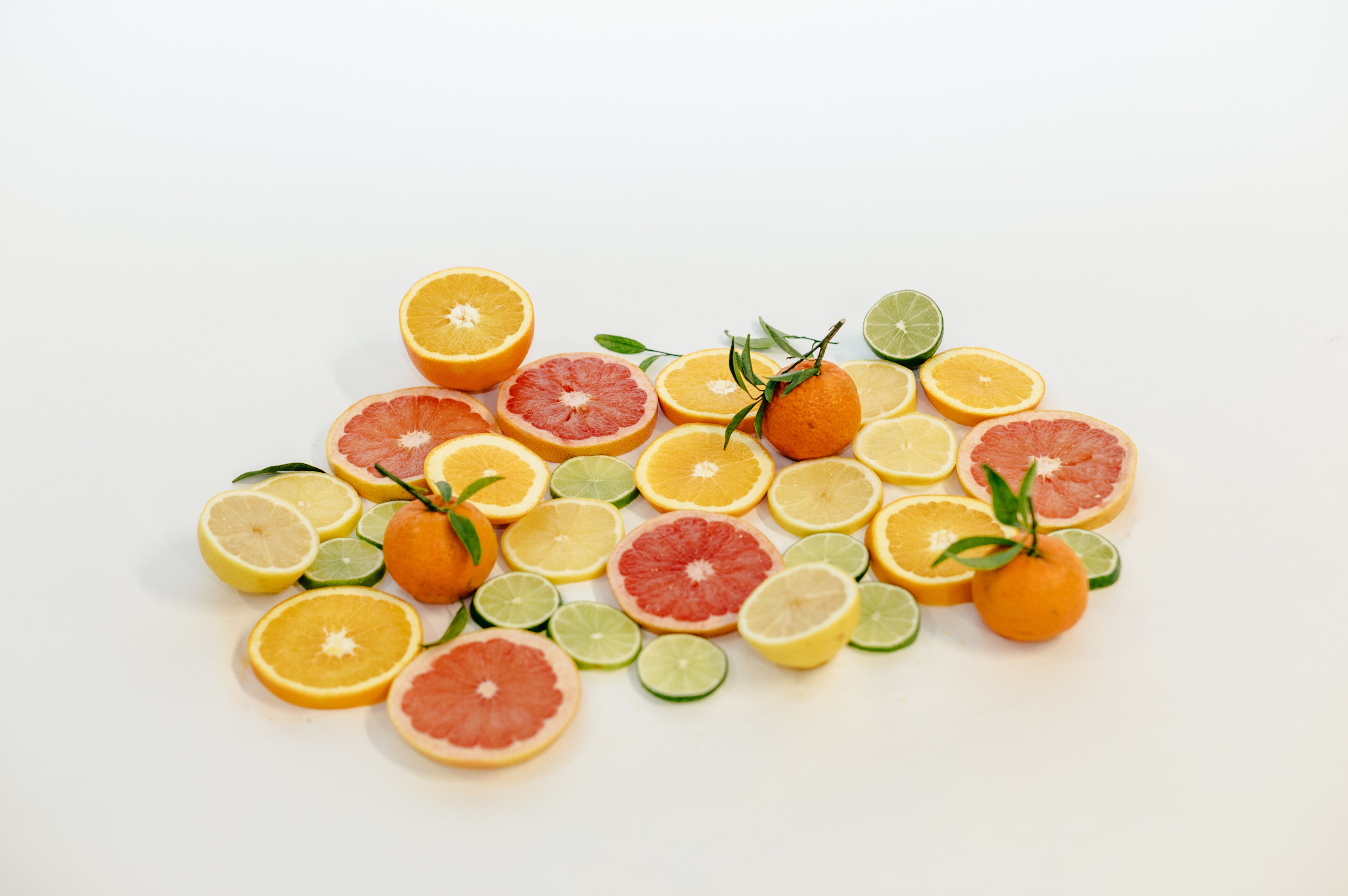 sliced citrus fruit